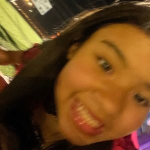 Meet your Posher, Kyla